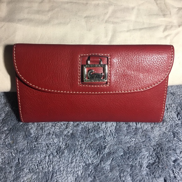 Dooney & Bourke Leather Dillen Continental Wallet - Picture 2 of 8